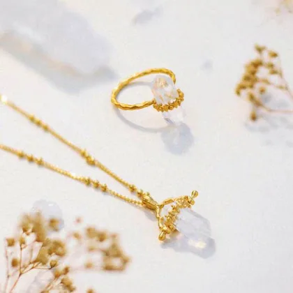 Beam of Light Necklace