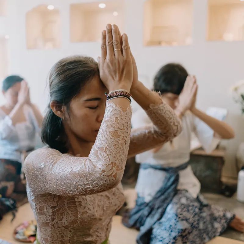 Ceremonia de bendición en Bali